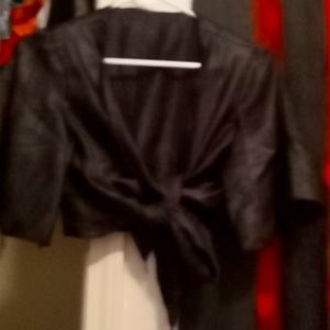 Crop top with loose half sleeves